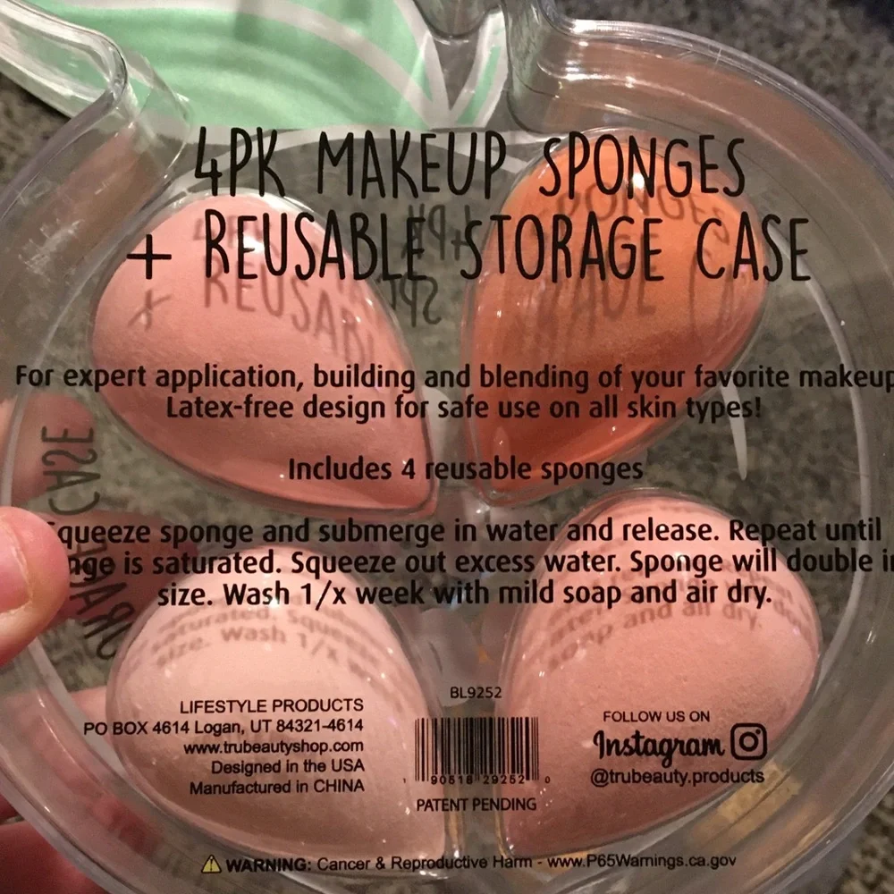 Makeup Sponge Set in Peach and Orange